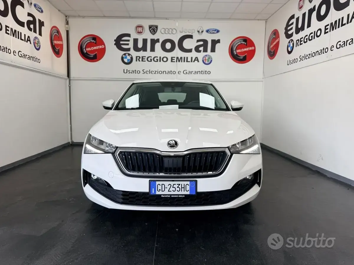 Usata Skoda Scala Ambition 116 CV (85 kW) 2020 Bianco Utilitaria
