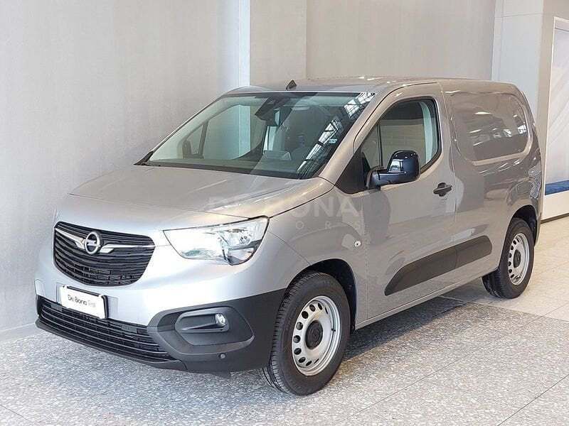 Grigio Nuova 2025 Opel Combo-e Life Edition Furgone | 23.688 € - Immagine 1/4