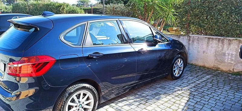 Usata BMW 216 Active Tourer 116 CV (85 kW) 2017 Blu/azzurro Monovolume