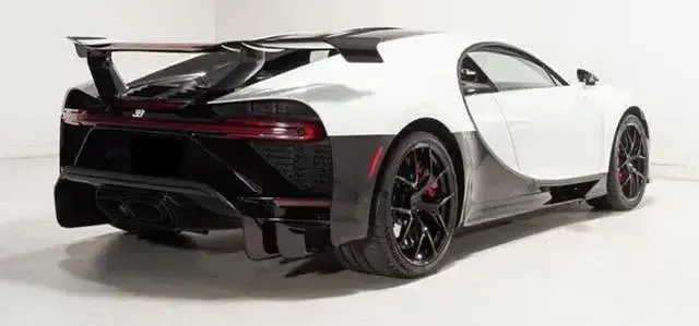 Usata Bugatti Chiron 2022 Bianco Coupé