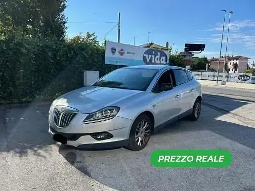 Usado Lancia Delta Silver 120 CV (88 kW) 2012 Utilitario