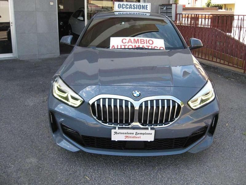 Usata BMW 118 M Sport 150 CV (110 kW) 2020 Storm bay metallizzato Utilitaria