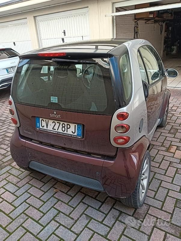 Usata Smart ForTwo Coupé 61 CV (44 kW) 2005 Rosso Coupé