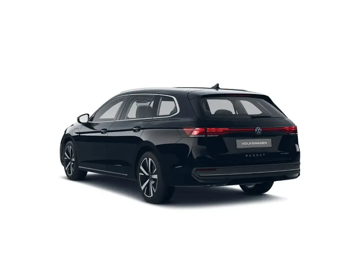 Usata VW Passat Business 204 CV (150 kW) 2025 Grenadill black metallizzato Station wagon