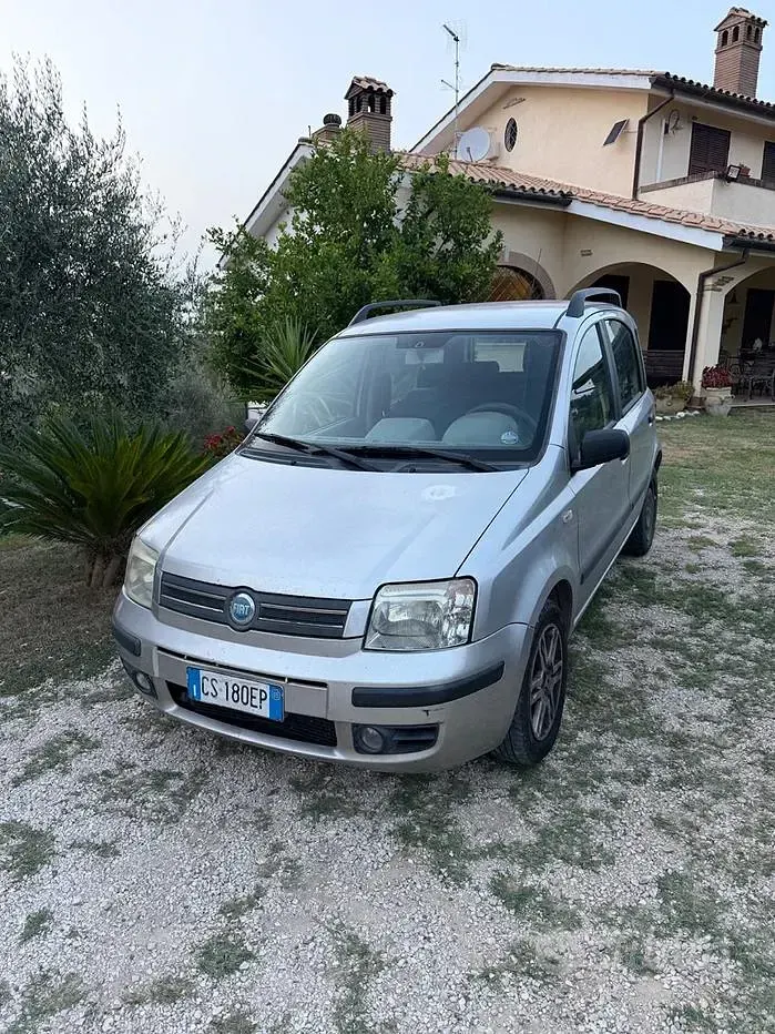 Usata Fiat Panda Emotion 69 CV (50 kW) 2006 Grigio Utilitaria