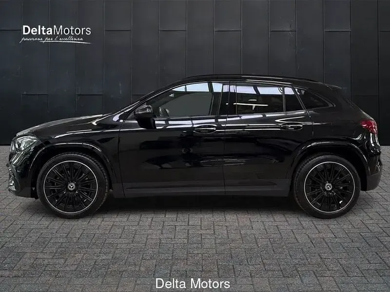 Nuova Mercedes GLA200 AMG line 150 CV (110 kW) 2026 Nero SUV