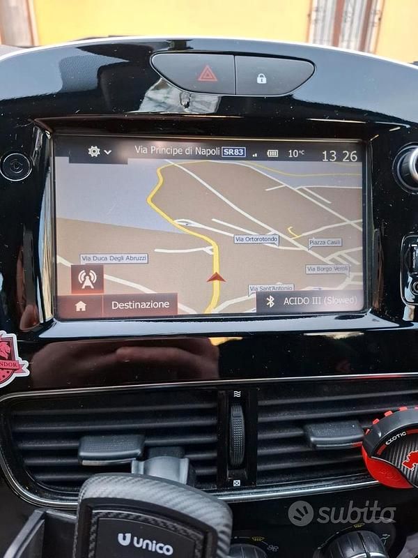 Käytetty Renault Clio IV 75 HP (55 kW) 2017 Harmaa Viistoperä