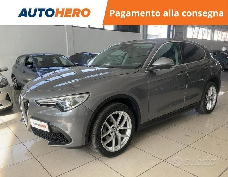 Grigio Usata 2017 Alfa Romeo Stelvio SUV | 21.699 € (Buon prezzo) - Immagine 1/4