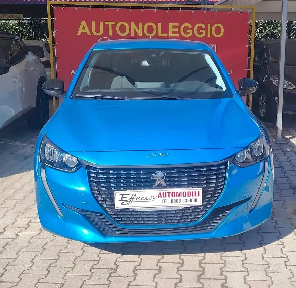 Usata Peugeot 208 75 CV (55 kW) 2022 Blu Utilitaria