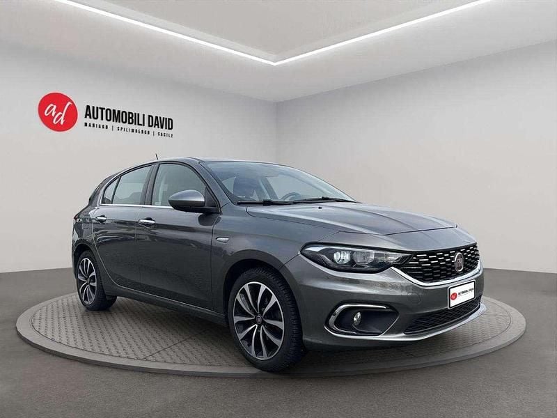 Usata Fiat Tipo Lounge 95 CV (69 kW) 2016 Grigio Berlina