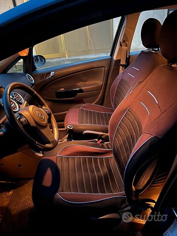 Usata Opel Corsa 90 CV (66 kW) 2008 Utilitaria