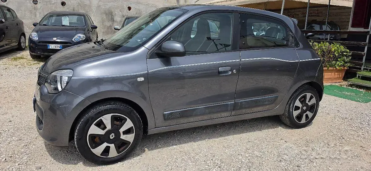 Usata Renault Twingo SE 68 CV (50 kW) 2018 Grigio Utilitaria