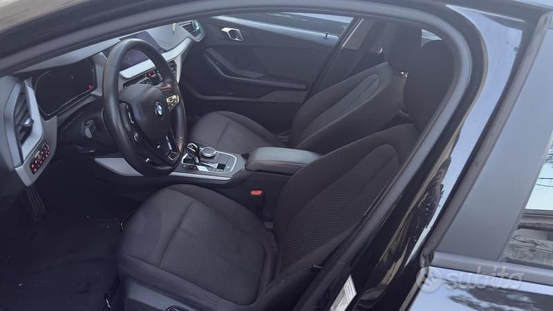 Usata BMW 116 Advantage 116 CV (85 kW) 2020 Nero Utilitaria