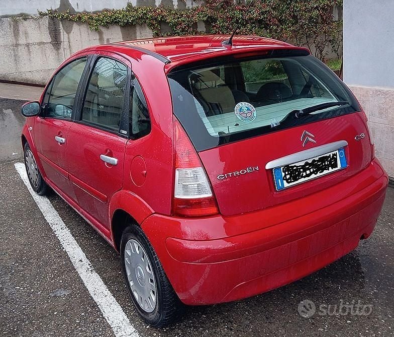 Usata Citroën C3 Exclusive 60 CV (44 kW) 2007 Rosso Utilitaria