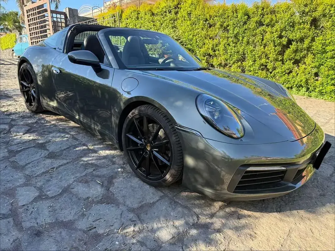 Usata Porsche 911 Targa 4S 450 CV (330 kW) 2021 Verde Cabrio