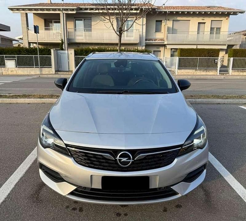 Usata Opel Astra Business 122 CV (89 kW) 2021 Argento Station wagon