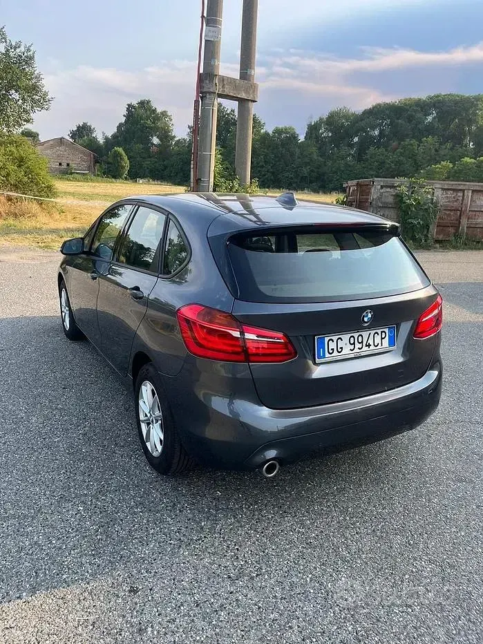 Usata BMW 216 Active Tourer Luxury Line 109 CV (80 kW) 2021 Grigio Monovolume