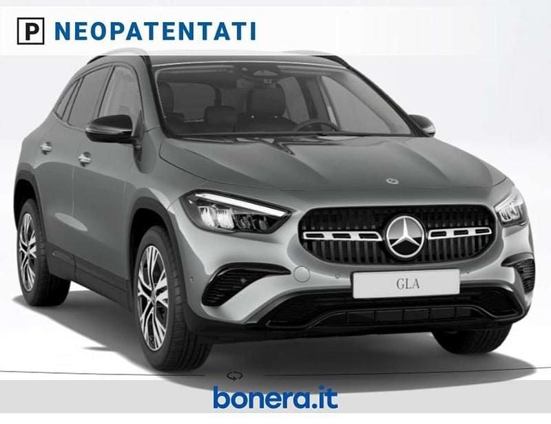 Uusi Mercedes GLA180 Advanced Plus 116 HP (85 kW) 2026 Harmaa Katumaasturi