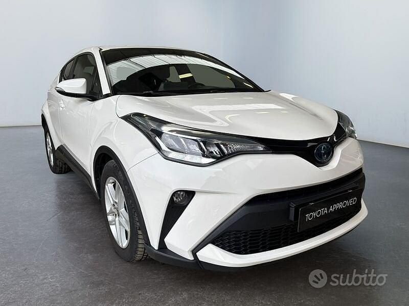 Usata Toyota C-HR Active 122 CV (89 kW) 2023 Other SUV