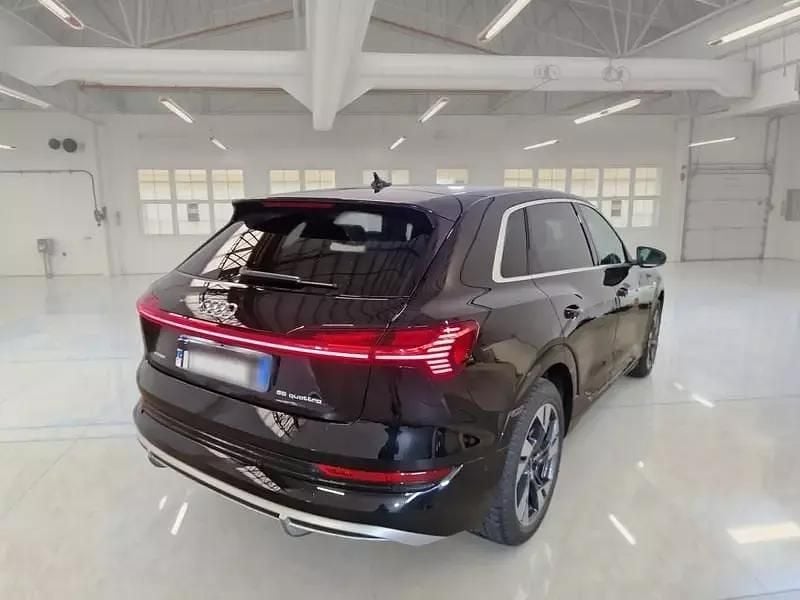 Usata Audi e-tron 157 kW (214 CV) 2022 SUV