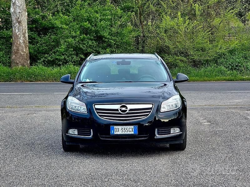 Usata Opel Insignia Cosmo 180 CV (132 kW) 2009 Nero Station wagon