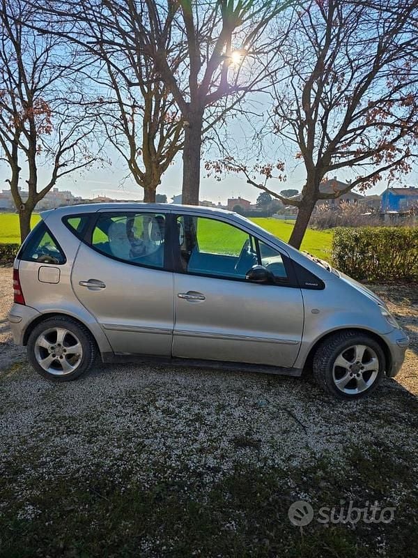 Usata Mercedes A170 Elegance 95 CV (69 kW) 2002 Grigio Berlina