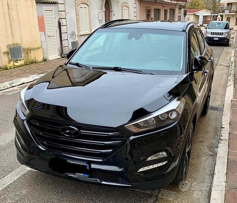 Nero Usata 2017 Hyundai Tucson Edition SUV | 17.500 € (Buon prezzo) - Immagine 1/4