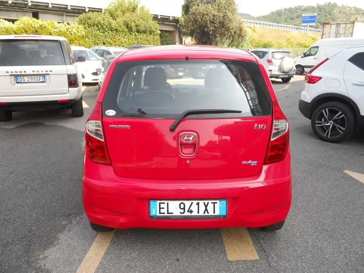 Usata Hyundai i10 69 CV (50 kW) 2013 Rosso Utilitaria