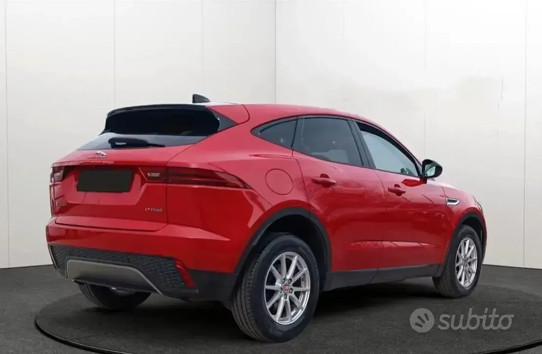 Usata Jaguar E-Pace R-Dynamic 150 CV (110 kW) 2018 Rosso SUV