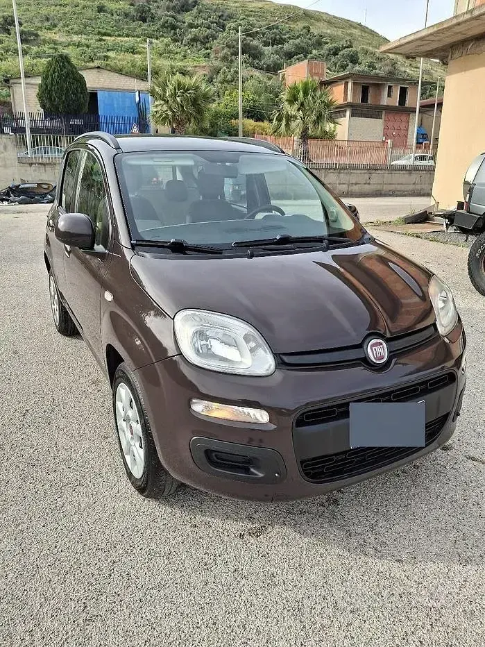 Usata Fiat Panda 85 CV (62 kW) 2013 Marrone Utilitaria