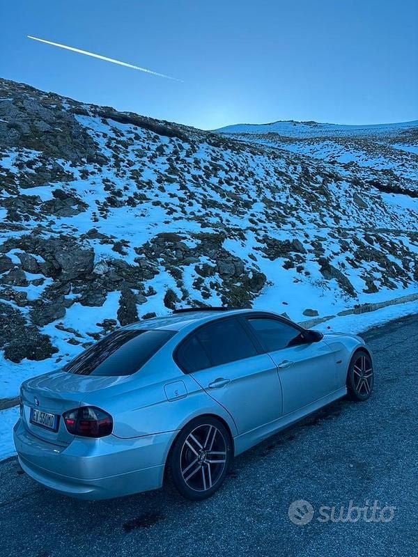 Usata BMW 320 M Sport 163 CV (119 kW) 2006 Grigio Utilitaria