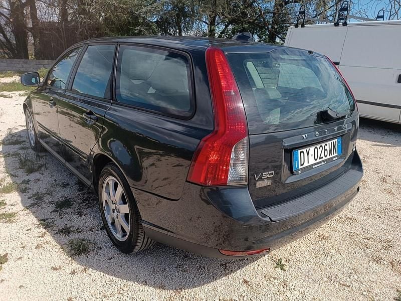 Usata Volvo V50 109 CV (80 kW) 2009 Grigio Station wagon