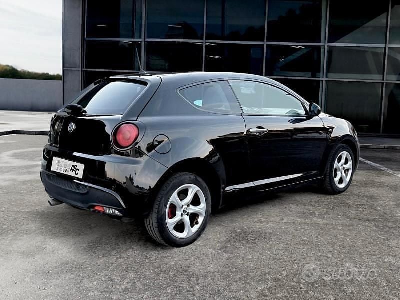 Usata Alfa Romeo MiTo Super 78 CV (57 kW) 2018 Other Utilitaria