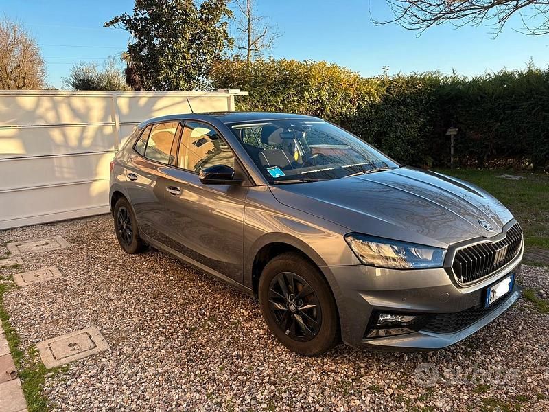 Usata Skoda Fabia 80 CV (58 kW) 2025 Utilitaria