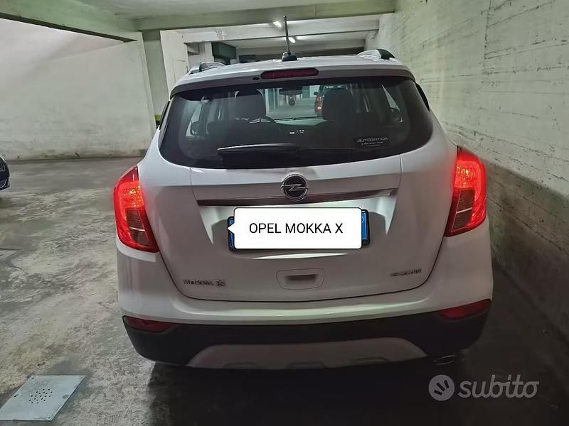 Usata Opel Mokka X 140 CV (102 kW) 2016 Bianco SUV