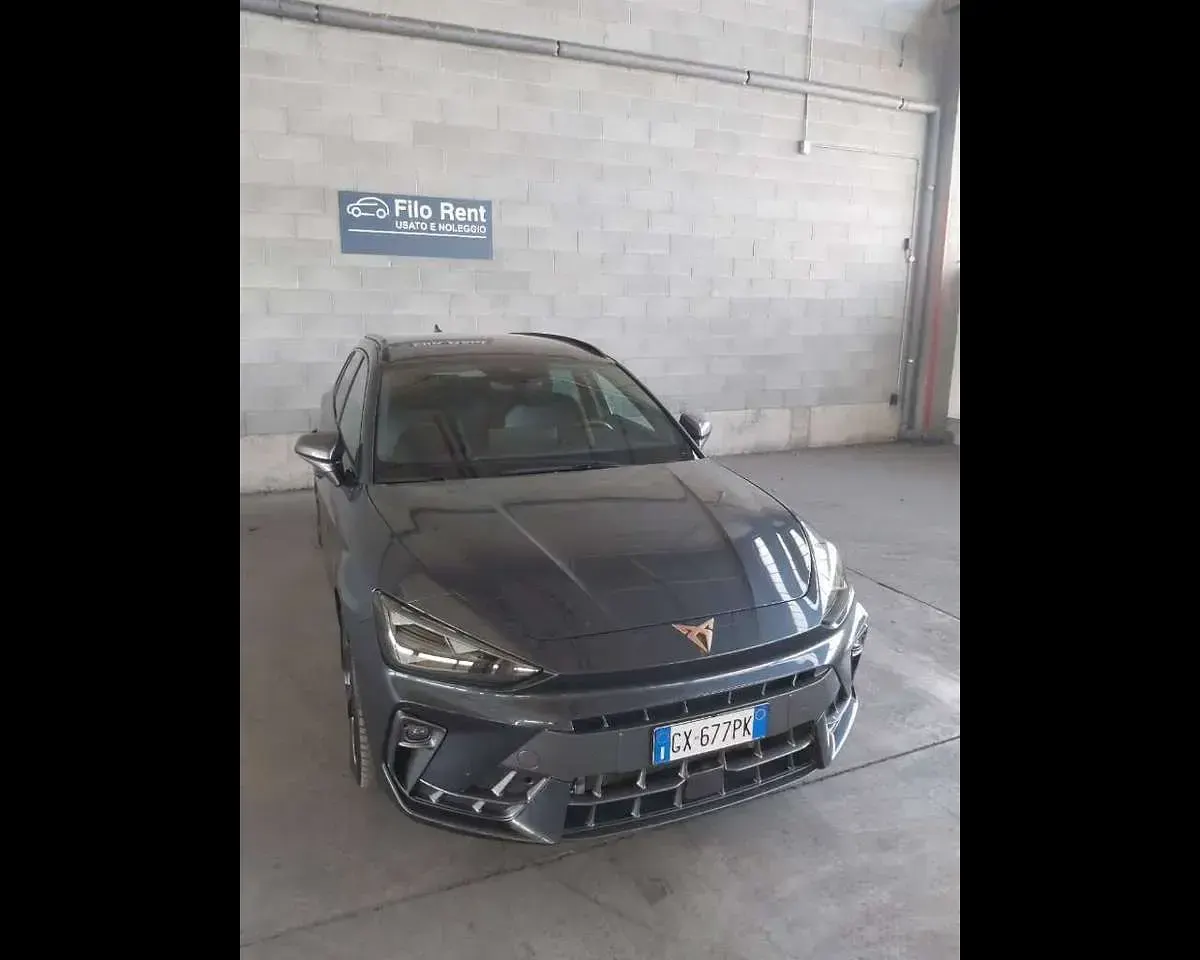 Usata Cupra Leon 150 CV (110 kW) 2024 Grigio Station wagon