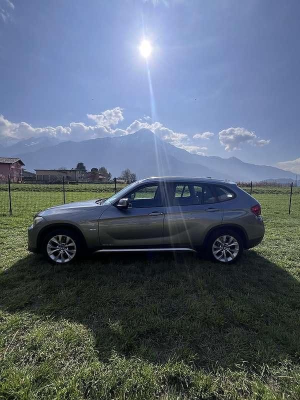 Usata BMW X1 144 CV (105 kW) 2012 Grigio SUV
