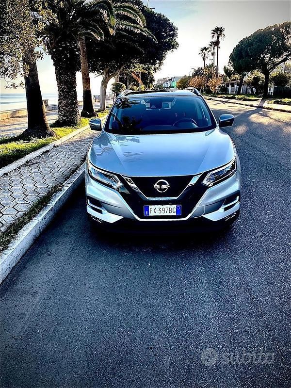 Usata Nissan Qashqai N-Connecta 115 CV (84 kW) 2020 Grigio SUV