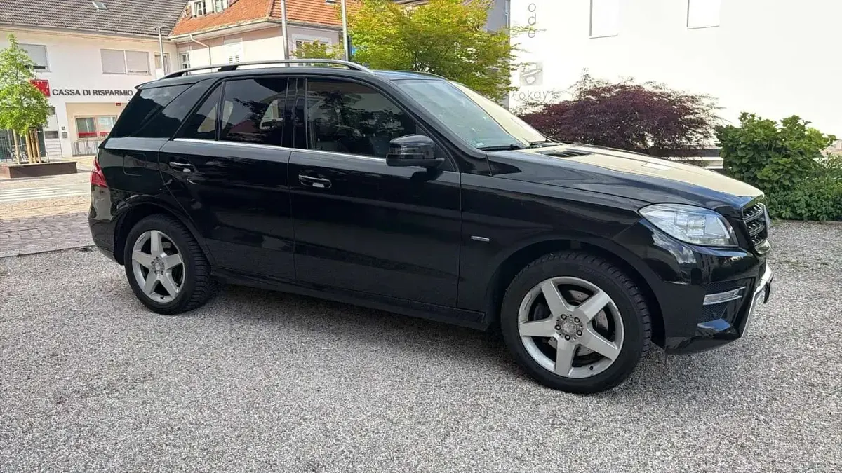 Usata Mercedes ML350 258 CV (189 kW) 2011 Nero SUV