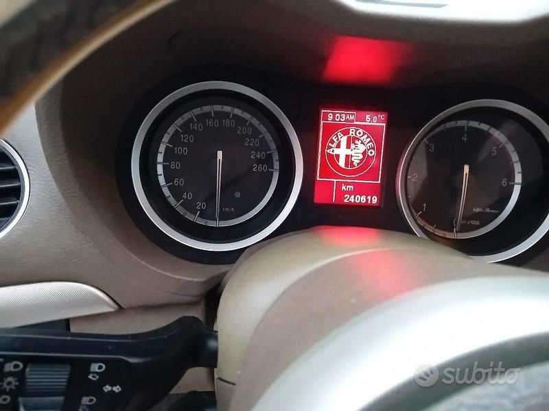 Usata Alfa Romeo 159 Distinctive 150 CV (110 kW) 2007 Nero Station wagon