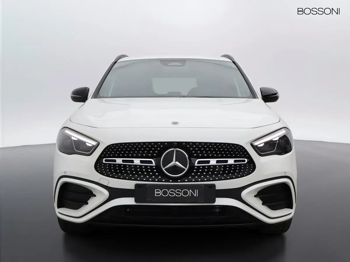 Nuova Mercedes GLA200 AMG line 150 CV (110 kW) 2026 Bianco SUV