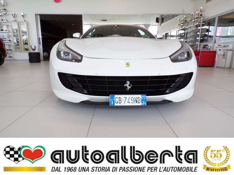Usata Ferrari GTC4Lusso 689 CV (506 kW) 2016 Bianco Station wagon