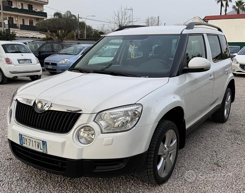 Usata Skoda Yeti 140 CV (102 kW) 2009 Bianco SUV