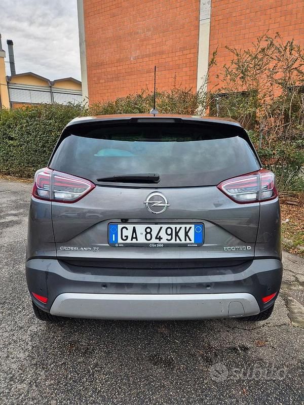 Usata Opel Crossland X 110 CV (80 kW) 2020 Grigio SUV