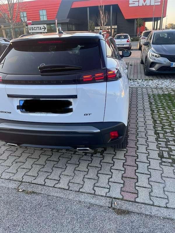 Usata Peugeot 2008 GT 131 CV (96 kW) 2024 SUV