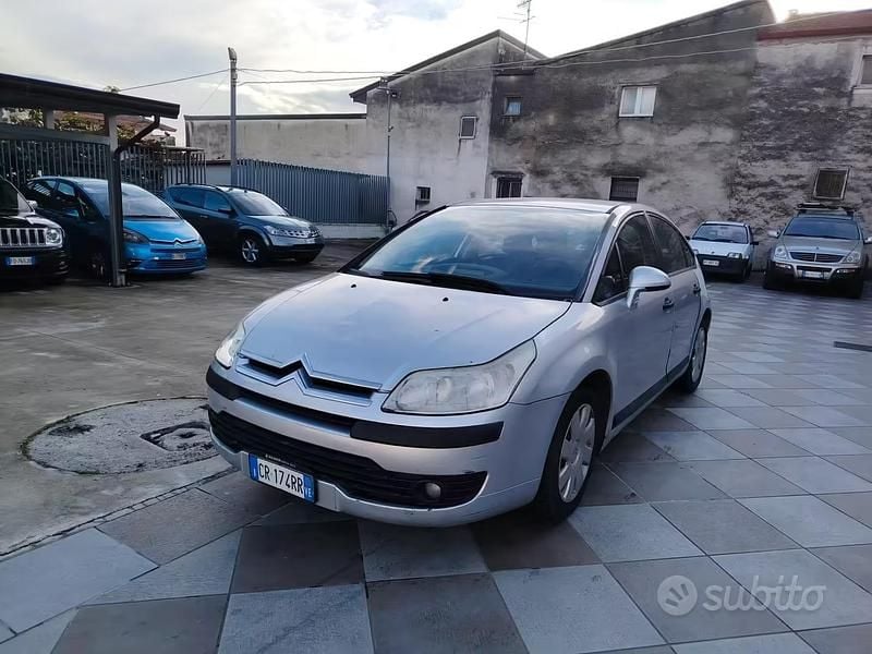 Occasion Citroën C4 88 ch (64 kW) 2005 Gris Berline