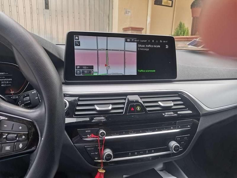 Usata BMW 520 190 CV (139 kW) 2022 Grigio Station wagon