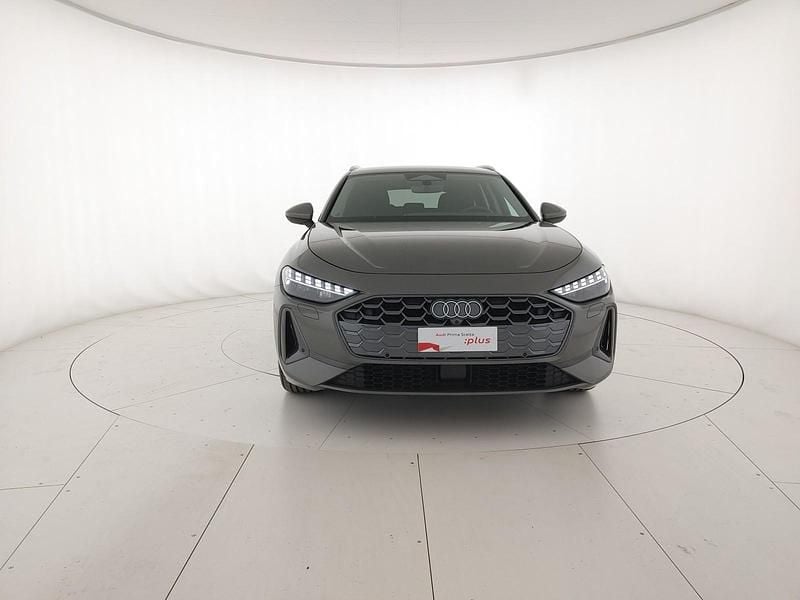 Begagnad Audi A5 Business 204 HK (150 kW) 2025 Grå Kombi