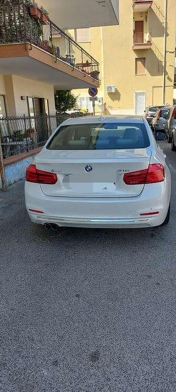 Usata BMW 330e Luxury Line 184 CV (135 kW) 2016 Berlina
