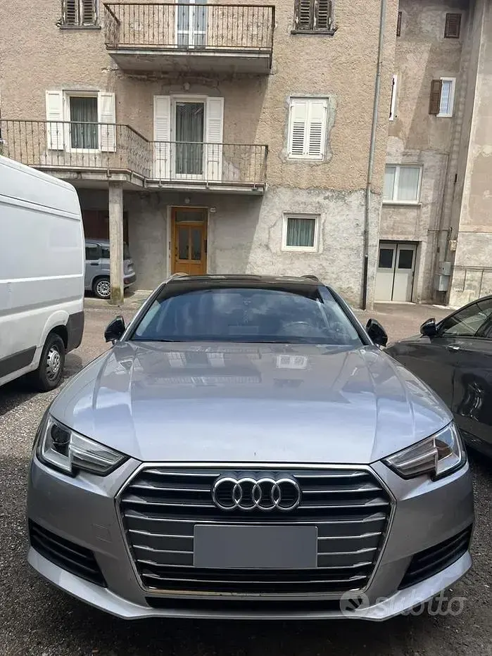 Usata Audi A4 Ambiente 190 CV (139 kW) 2017 Grigio Station wagon